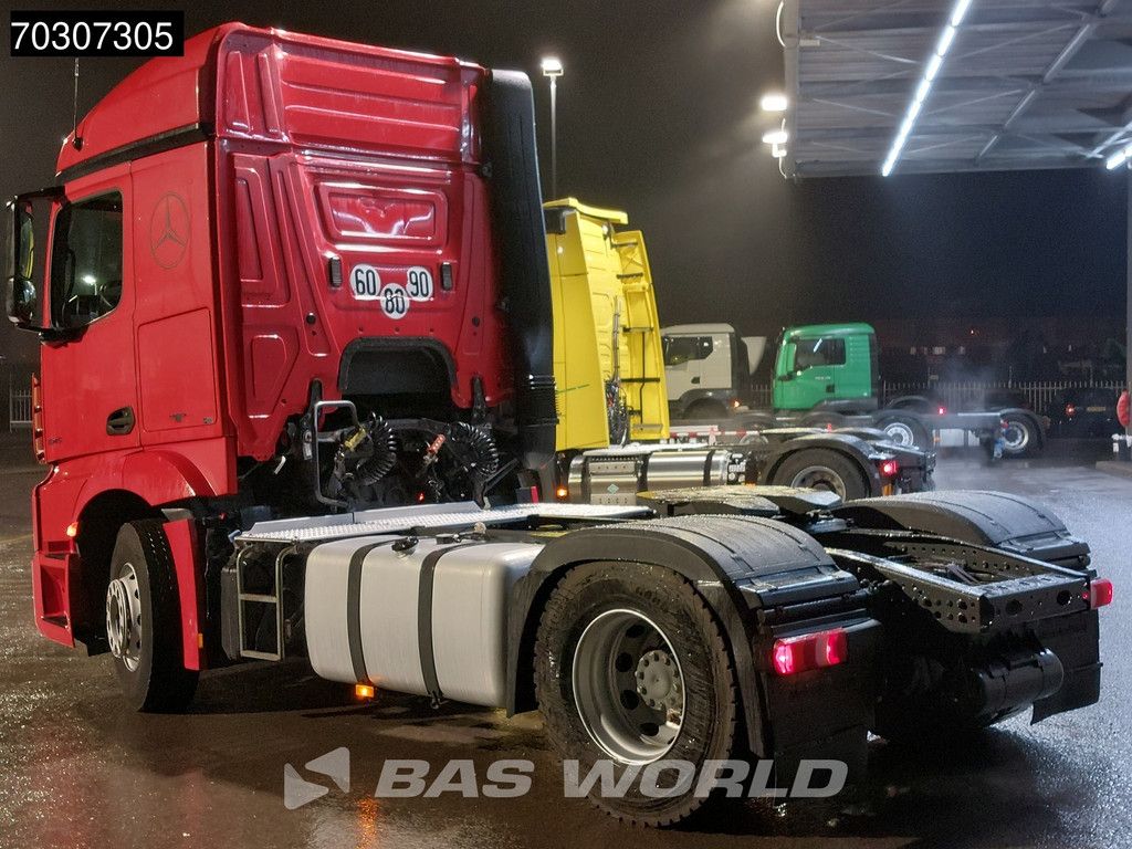 Mercedes Actros 1845 4X2 StreamSpace