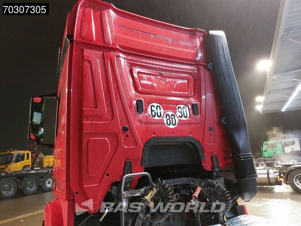 Mercedes Actros 1845 4X2 StreamSpace