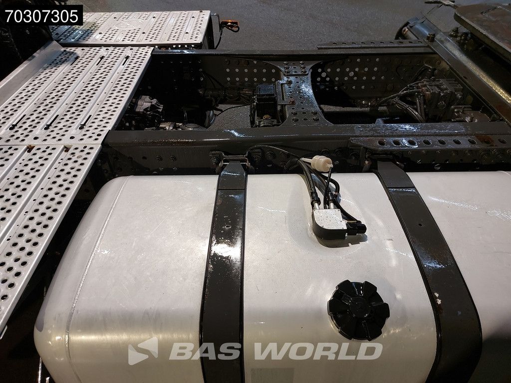 Mercedes Actros 1845 4X2 StreamSpace