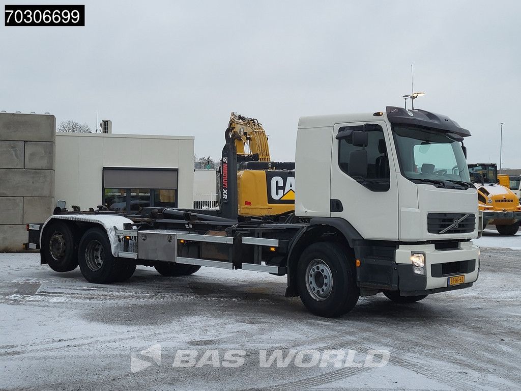 Volvo FE 280 6X2 21tons Hiab XR21S56S hooklift Lift+steering axle automatic Euro 5