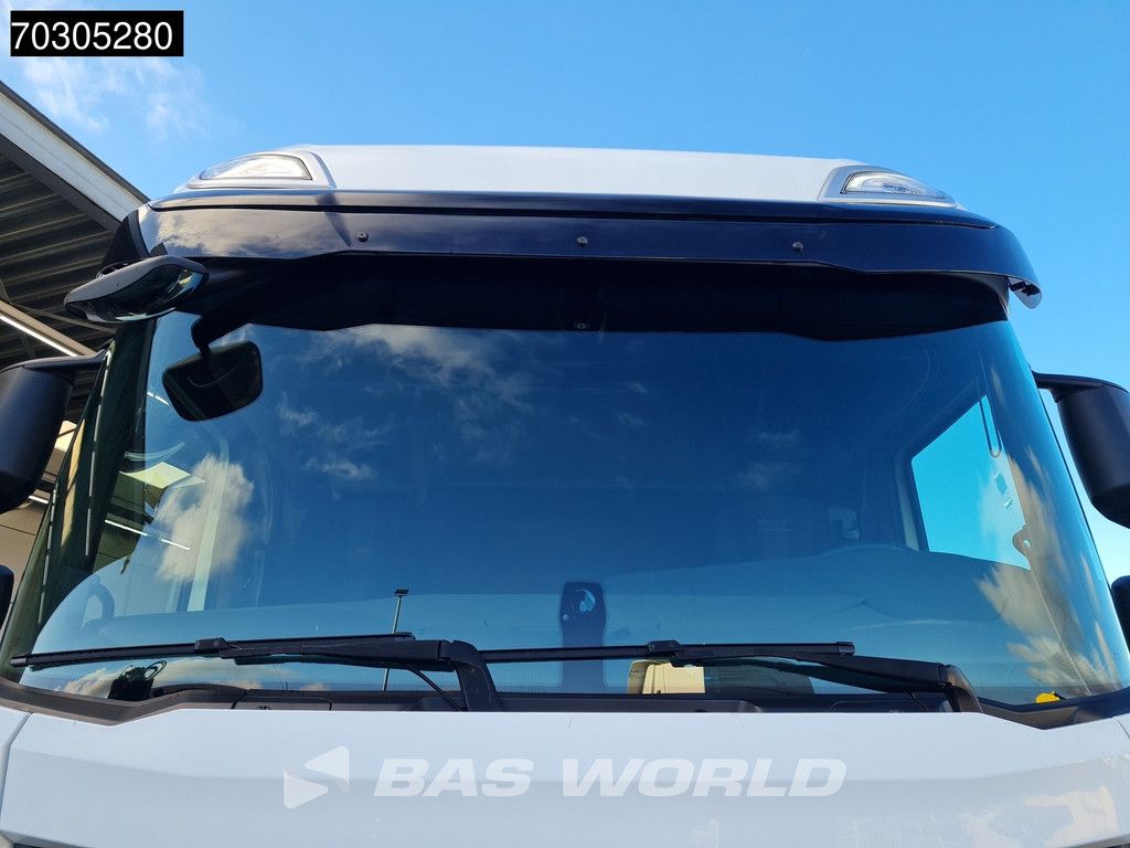 DAF XF 450 6X2 BDF including box 2000kg Ladebordwand Lift-Axle Automatic Euro 6