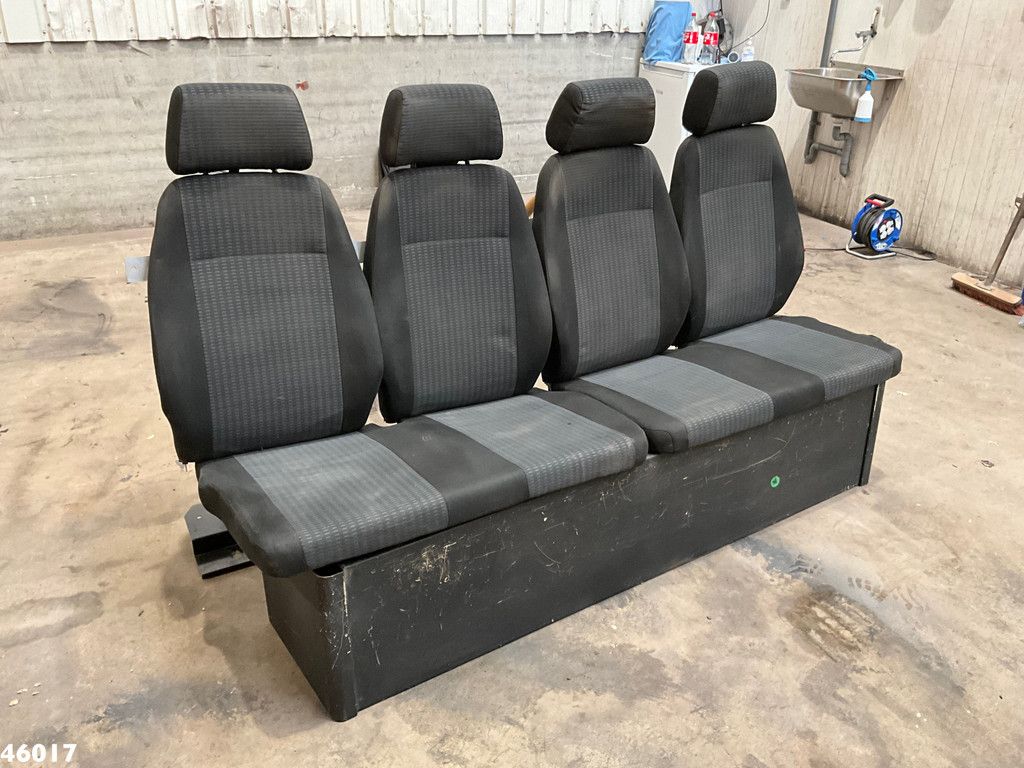 Man TGL 12.220 Machine Transporter + Hydraulic Ramps