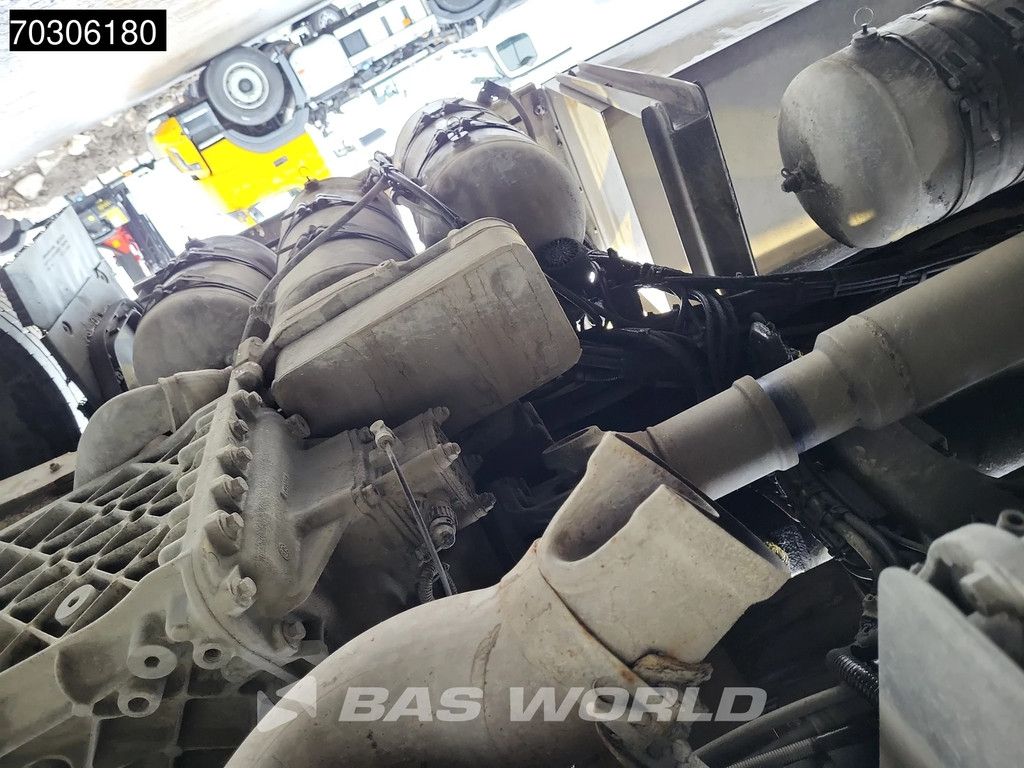 Renault C C 520 8X4 24tons AJK containersystem Lift+steering axle Retarder Euro 6