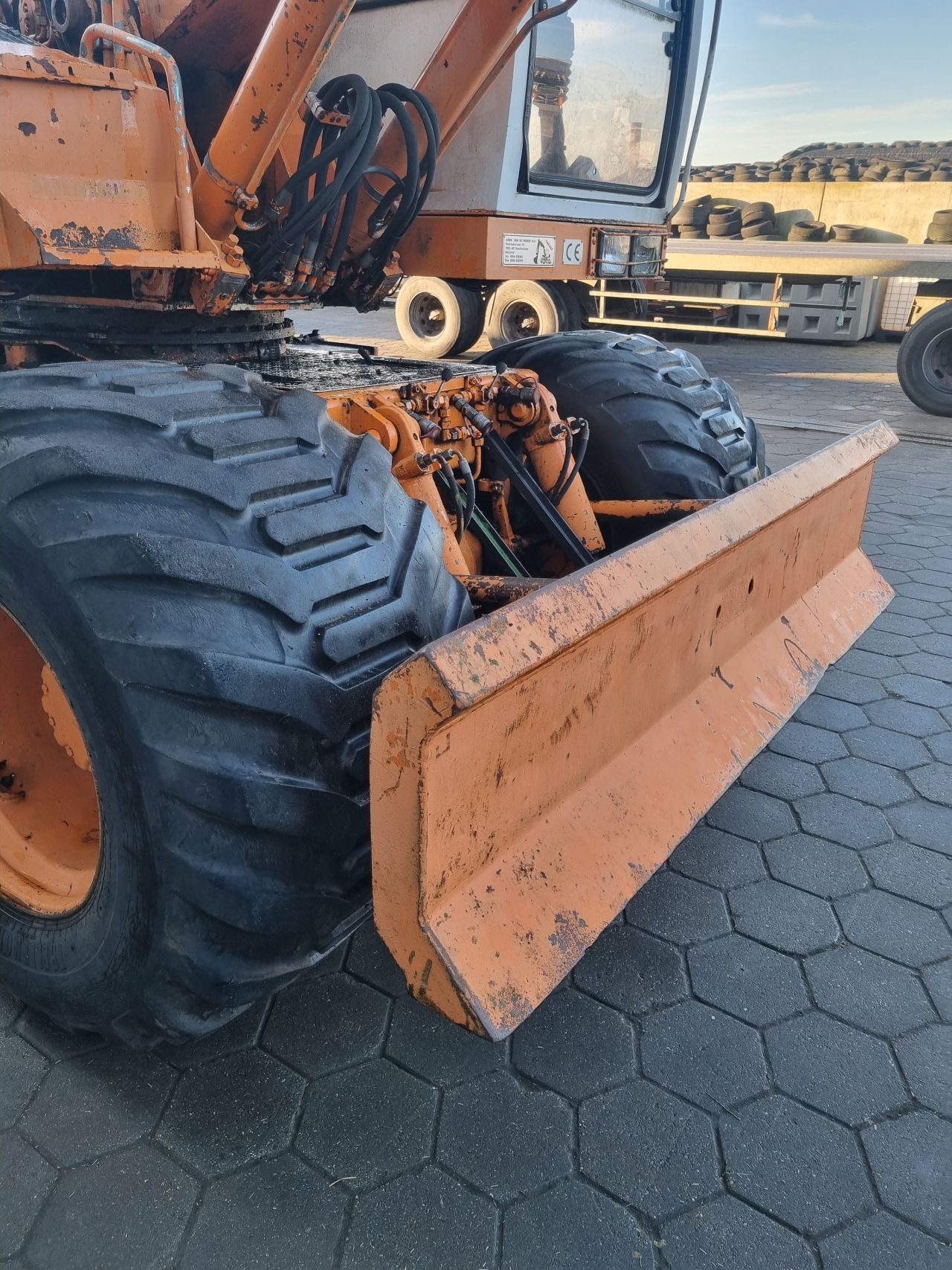 Caesar 2507 mobiele graafmachine/bandenkraan 1998