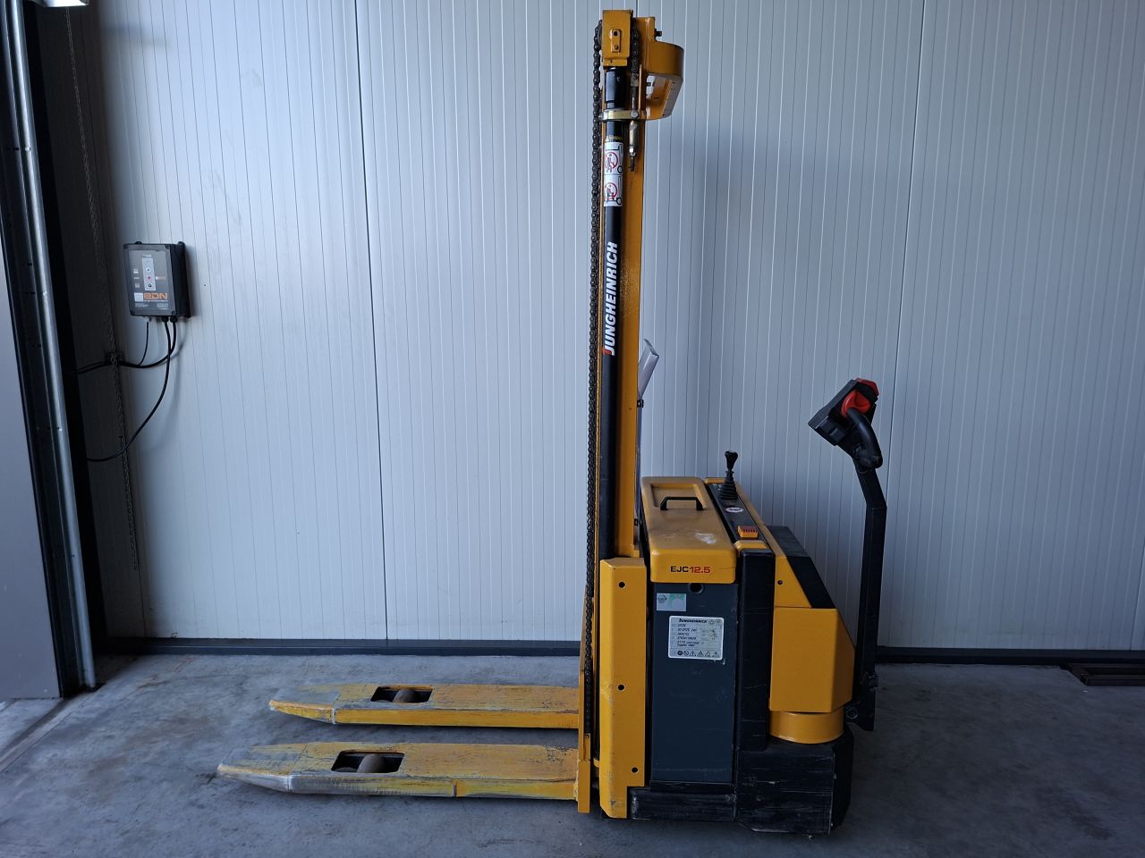 Elektrische stapelaar Jungheinriche ejc 12.5 hefhoogte 3.6 meter