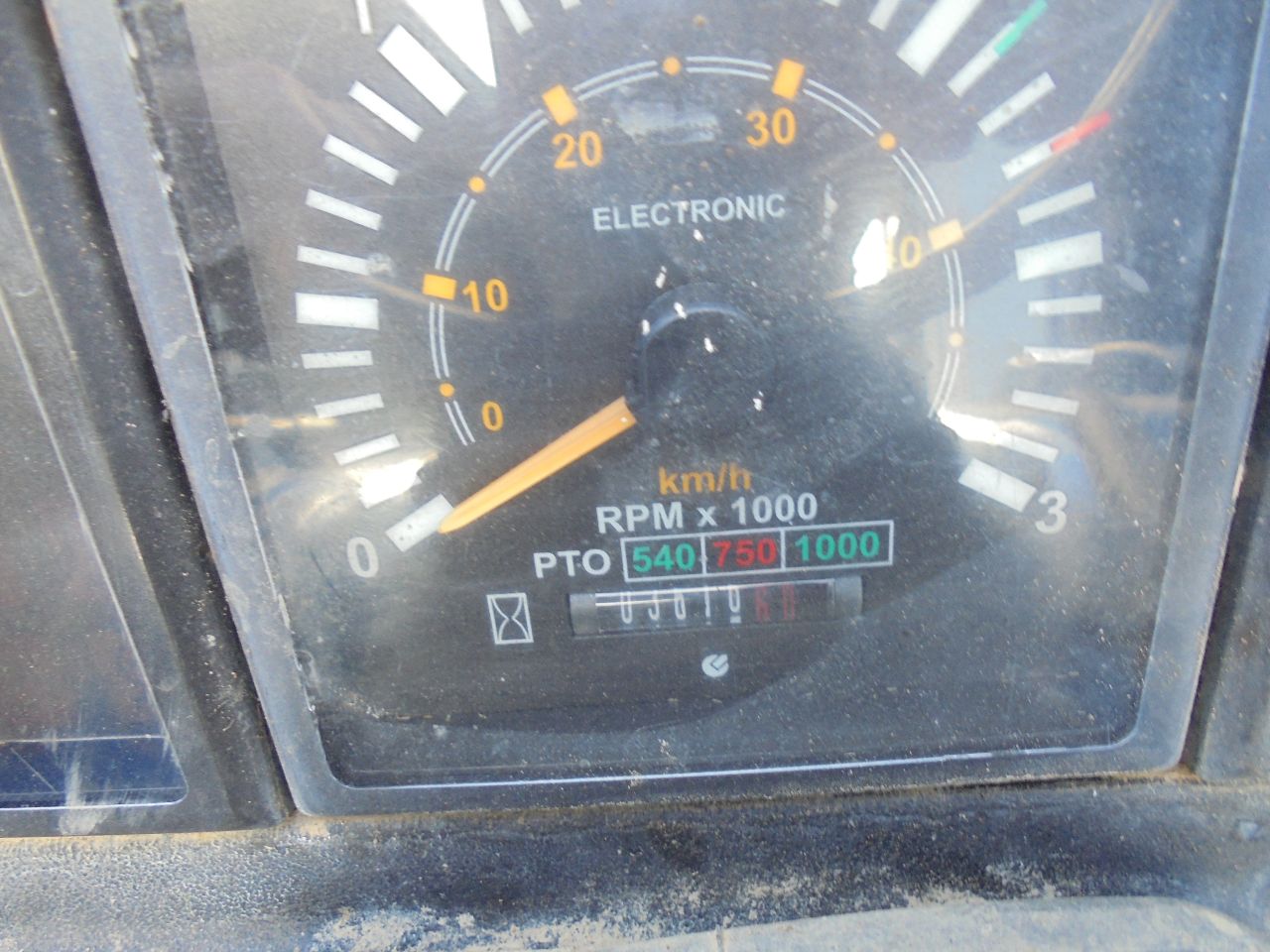 Bcs vithar AR750 kniktrekker