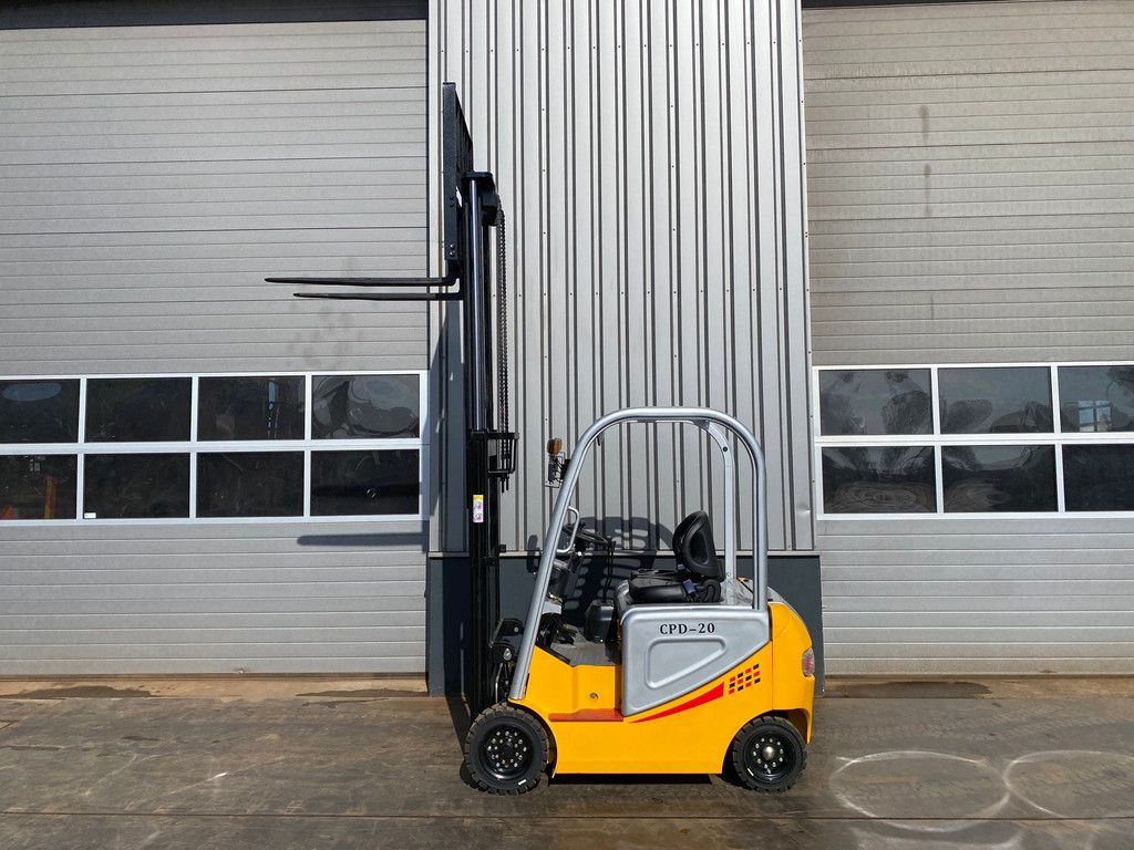 Easy Lift CPD 20 Forklift