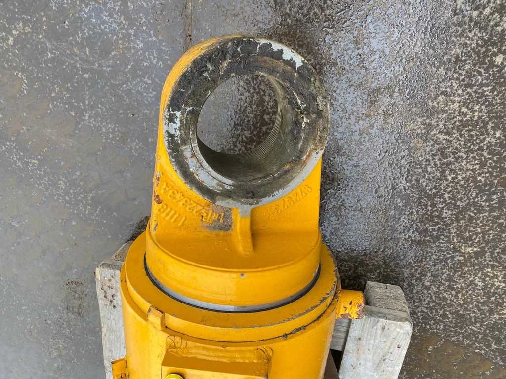 Liebherr LTM 1100 Hefcilinder / Boom cylinder