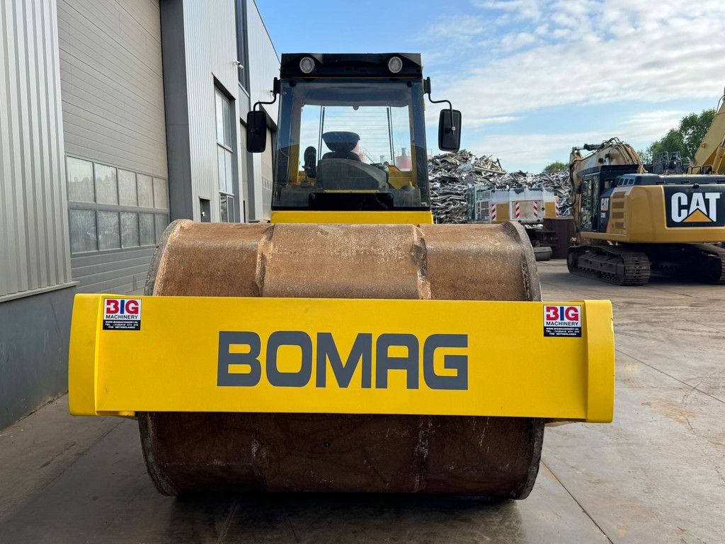 Bomag BW226