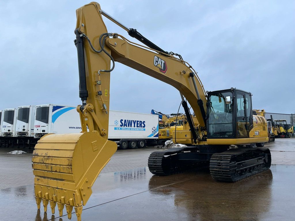 Caterpillar 323D3