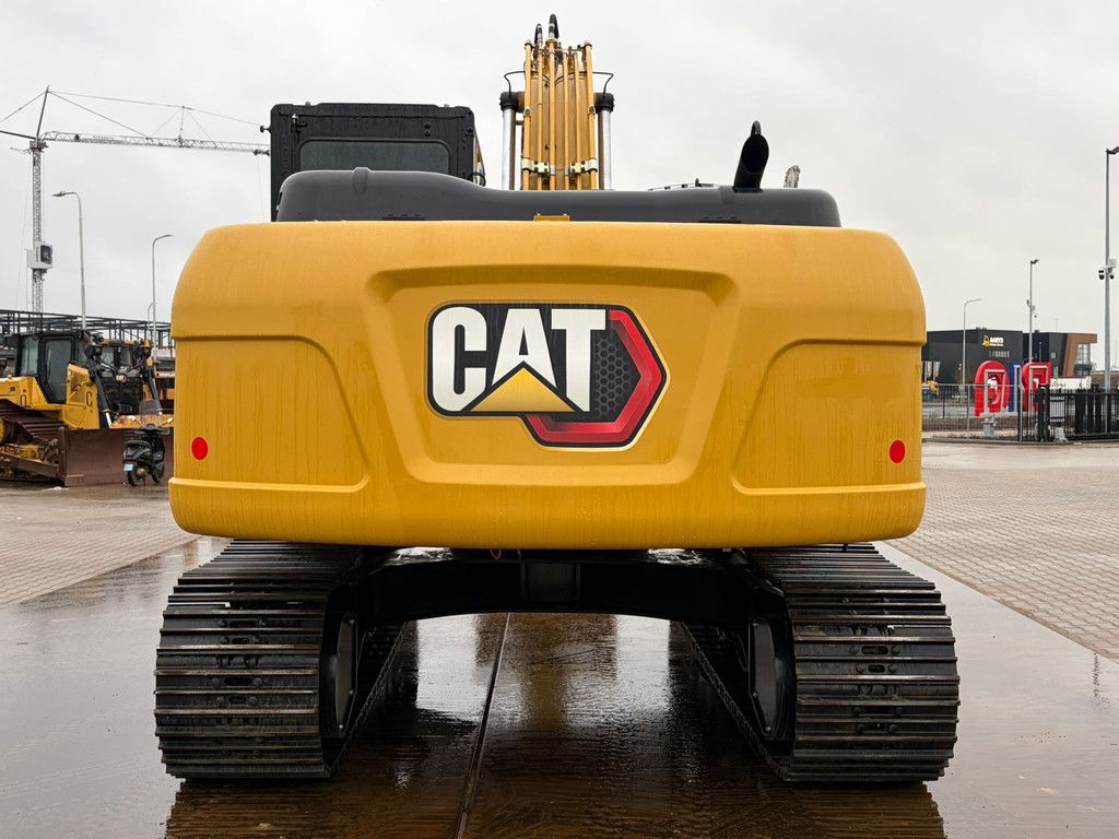 Caterpillar 323D3