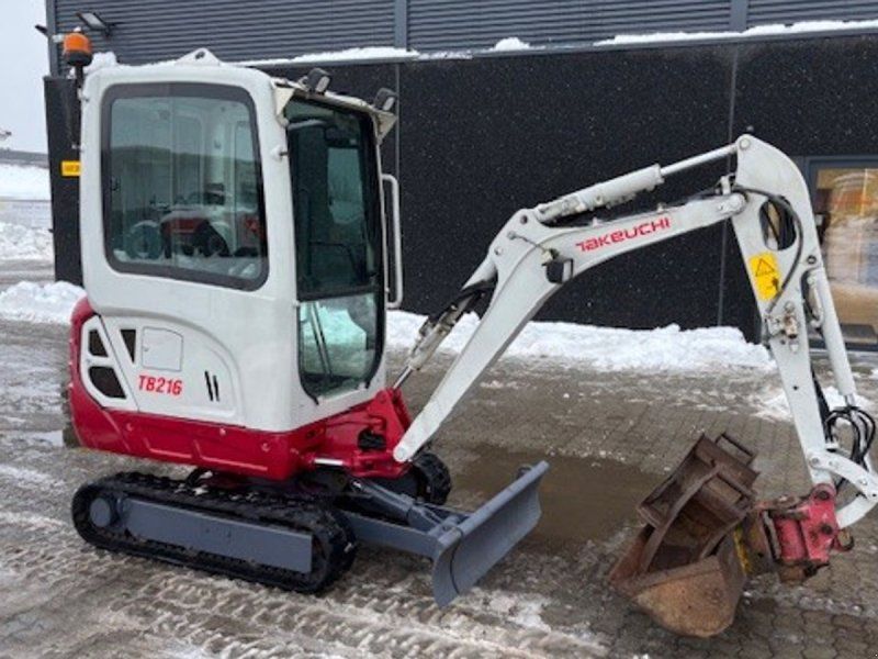 Takeuchi TB216
