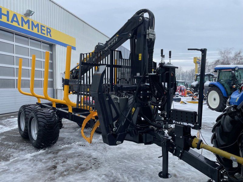 Country 130D Rückewagen mit Kran 850 PRO