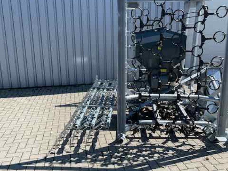 Voratek Wiesenschleppe 6m verzinkt mit Striegel und GPS Nachsaatgerät
