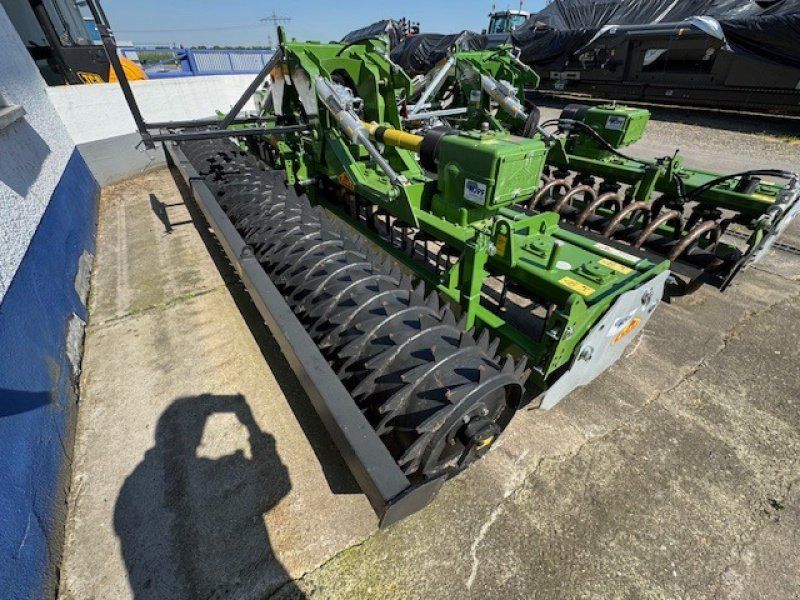 Celli ENERGYP 5 m Kreiselge klap.bis 260 PS,hydr. Walzenverste