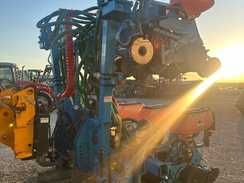 Monosem Maissägerät NG Plus 4, 8-Reihig, Fronttank Waage