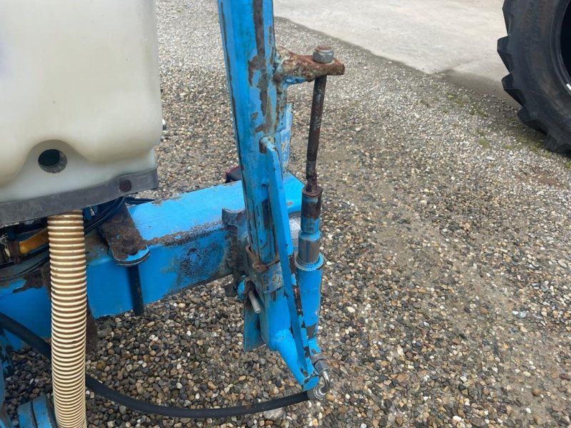 Monosem NG 4-reihig 50-75 cm möglich Düngerstreuer