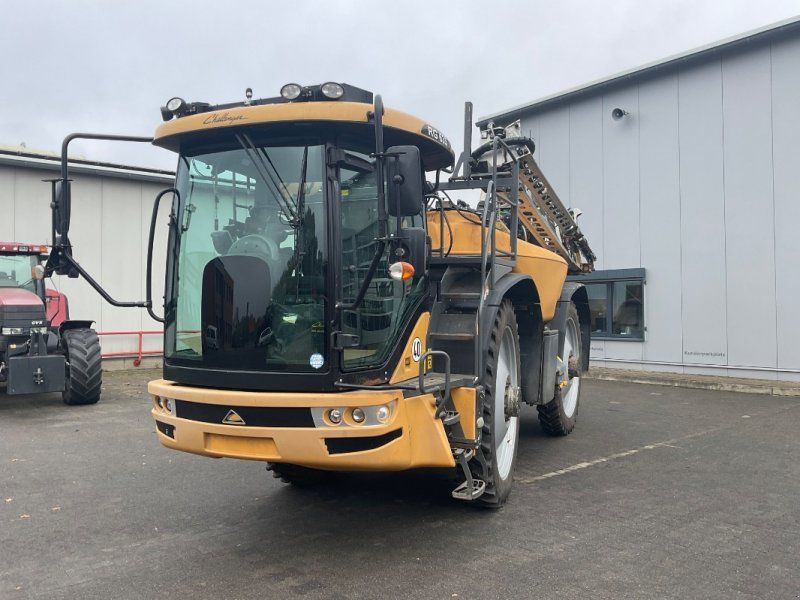 Challenger ROGATOR 635