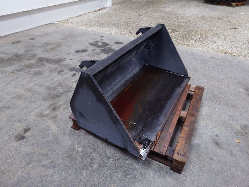 Giant ERDBAUSCHAUFEL 140 CM 420 L