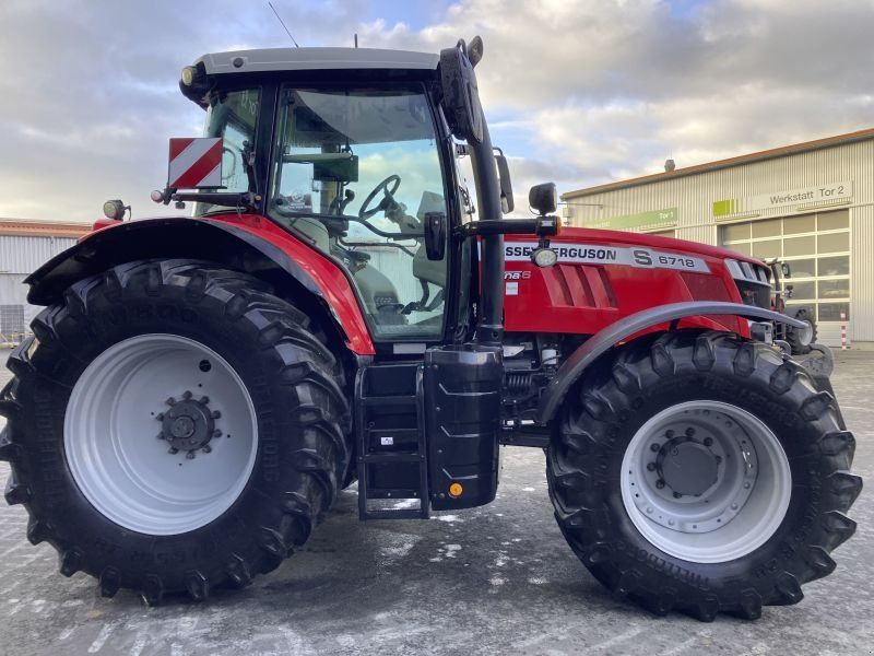 Massey Ferguson 6718 S DYNA-6 CLUSIVE