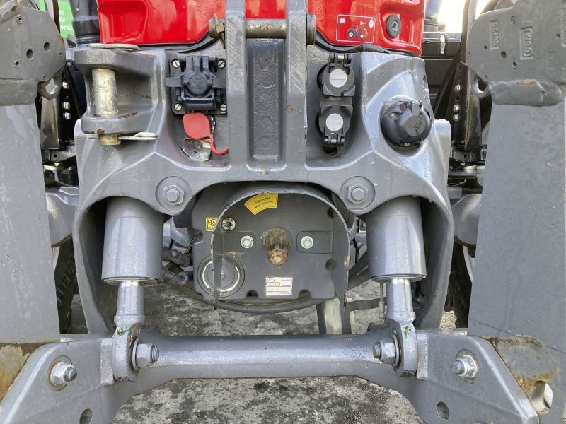 Massey Ferguson 6718 S DYNA-6 CLUSIVE