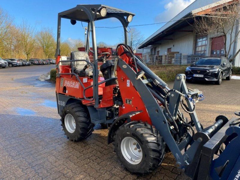 PACAM 2025 HOFLADER,