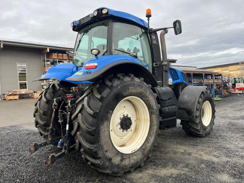 New Holland T 8.390