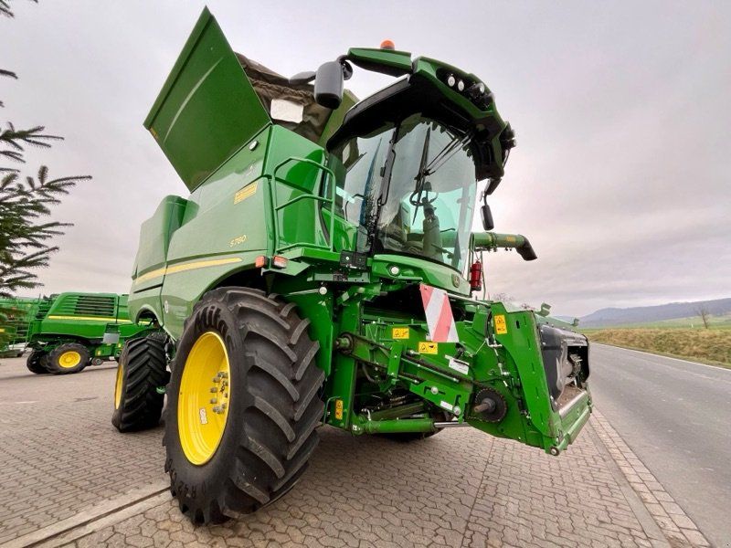 John Deere S780