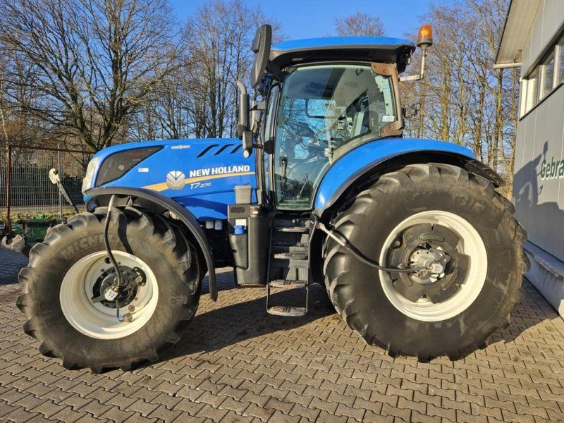 New Holland T7.270
