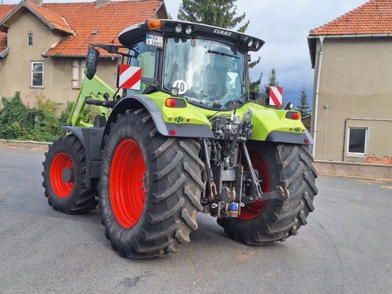 Claas Arion 650