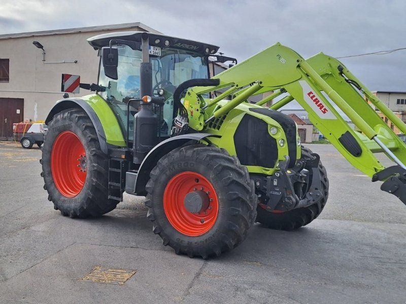 Claas Arion 650