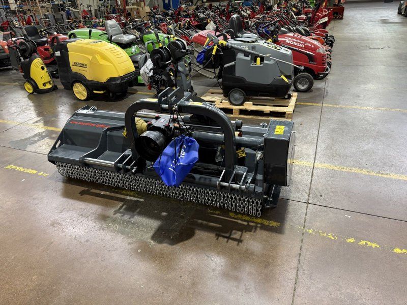 M-200H Schlegelmulcher mit hydr. Seitenverschub