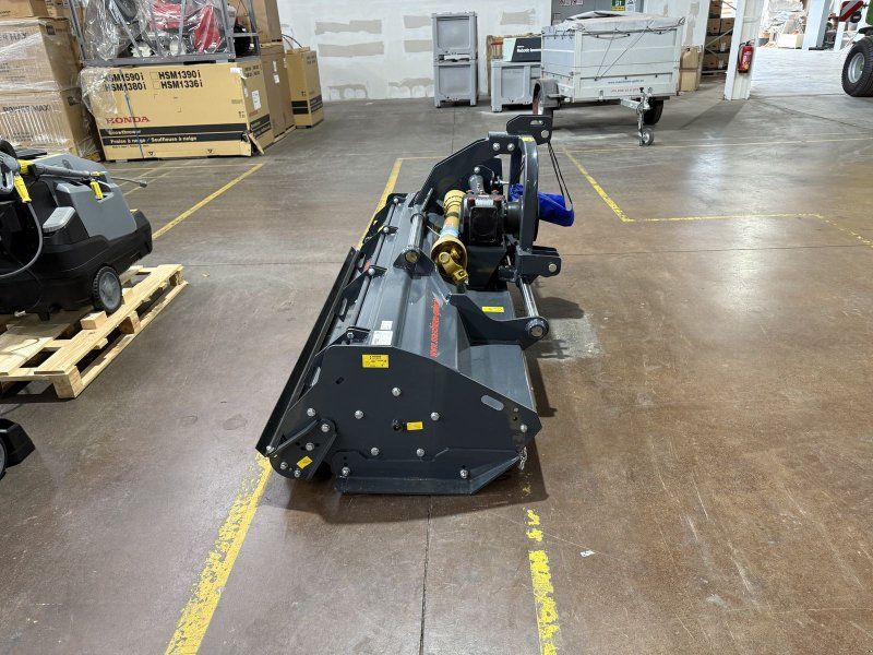 M-200H Schlegelmulcher mit hydr. Seitenverschub