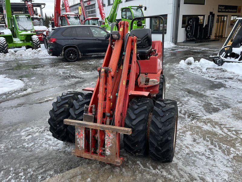 Schäffer 2033 mit Zwillingsreifen 2850h