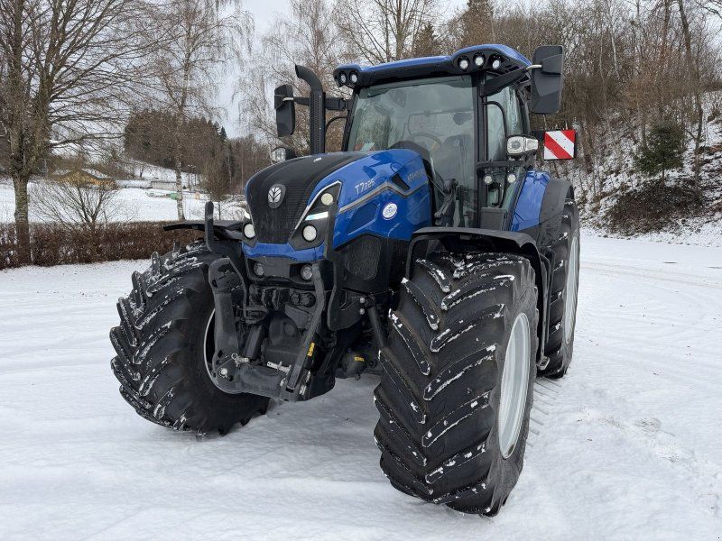 New Holland T7.225