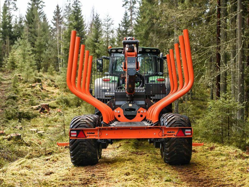 MTM Rückewagen 10-17 Tonnen, 6,6m-9m Forstkran