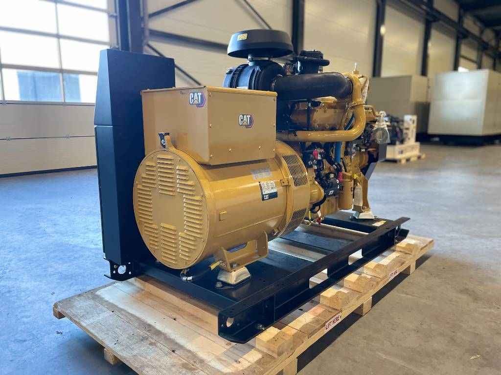 CAT C7.1 - 148kVA marine genset StageV - DPX-18270