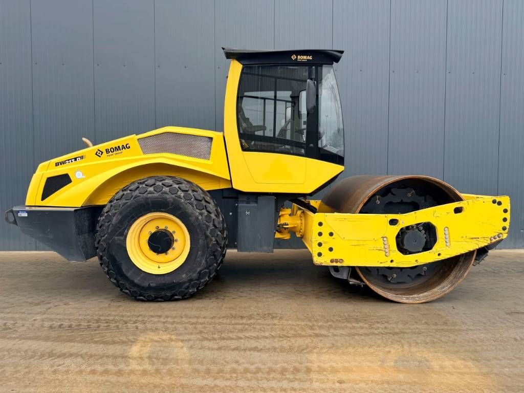 Bomag BW213D-5