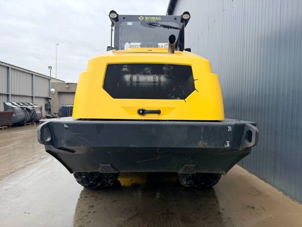 Bomag BW213D-5