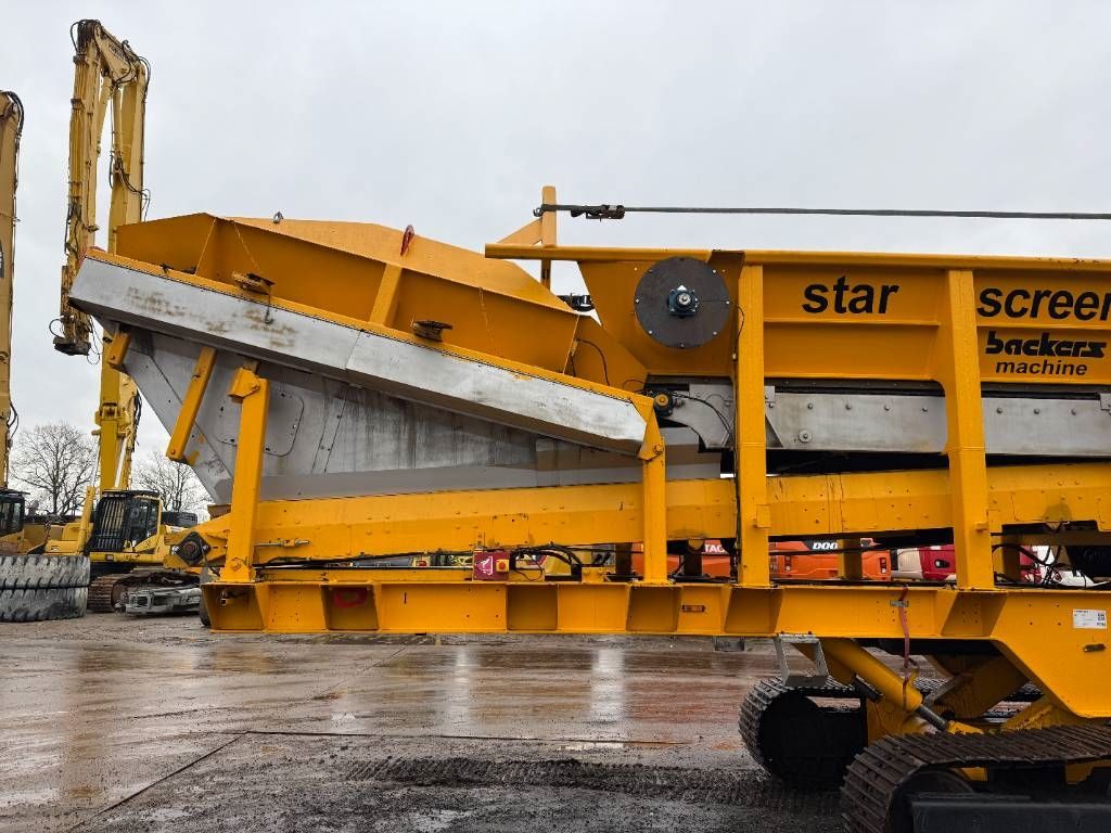 Backers 3-MTBC Trailer Star Screener - 2 Side Conveyors