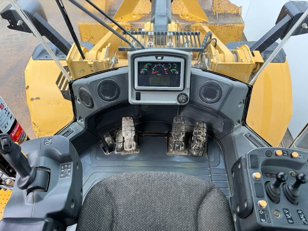 CAT 966M - German Machine / Automatic Greasing