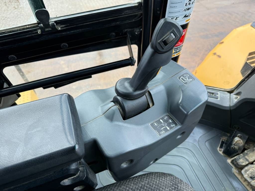 CAT 966M - German Machine / Automatic Greasing