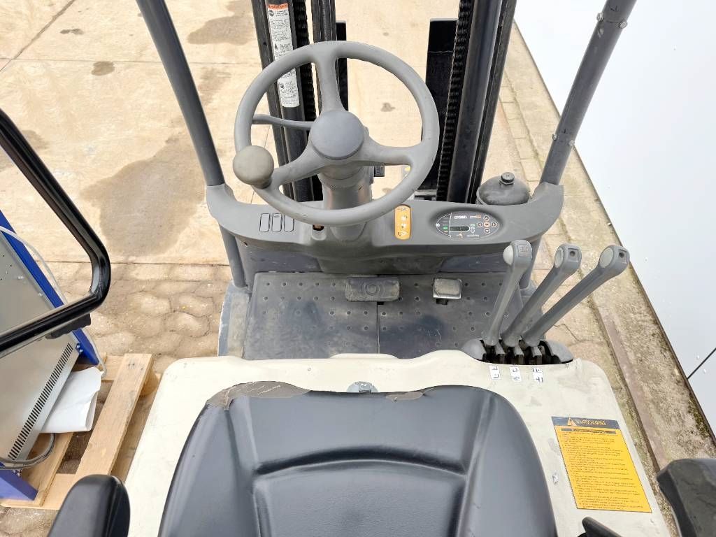 Crown SC4240-1.6 - Duplex / Side Shift / Full Electric