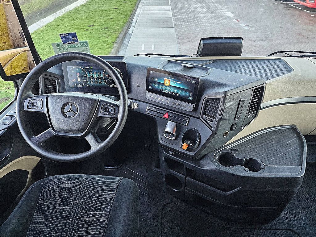 MERCEDES-BENZ ACTROS 1945 LS