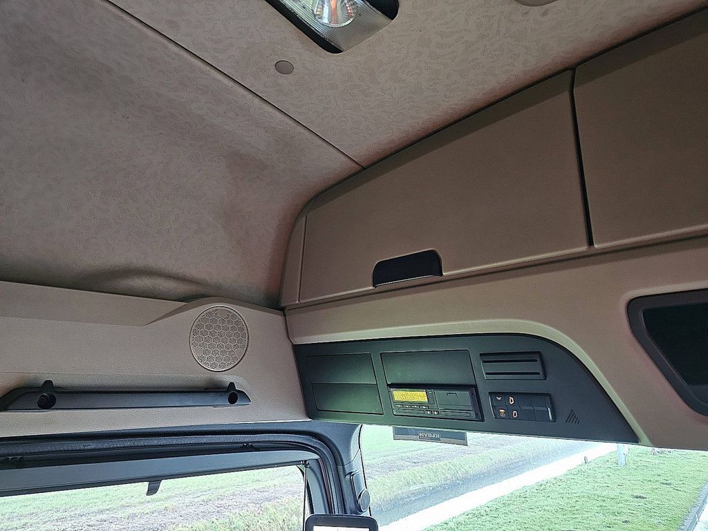 MERCEDES-BENZ ACTROS 1945 LS