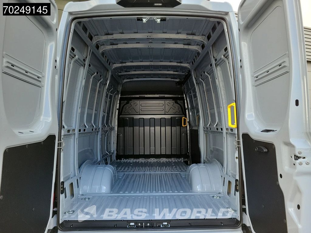 Iveco Daily 35C21 BPM VRIJ! 3.0L Automaat 210PK L2H2 Dubbellucht 2025-Model 3,5t Trekhaak ACC LED Navi Camera Parkeersensoren Euro6 L2 12m3 Airco Trekhaak