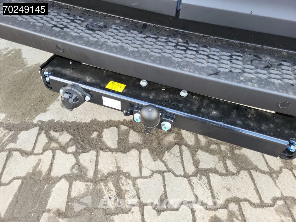 Iveco Daily 35C21 BPM VRIJ! 3.0L Automaat 210PK L2H2 Dubbellucht 2025-Model 3,5t Trekhaak ACC LED Navi Camera Parkeersensoren Euro6 L2 12m3 Airco Trekhaak