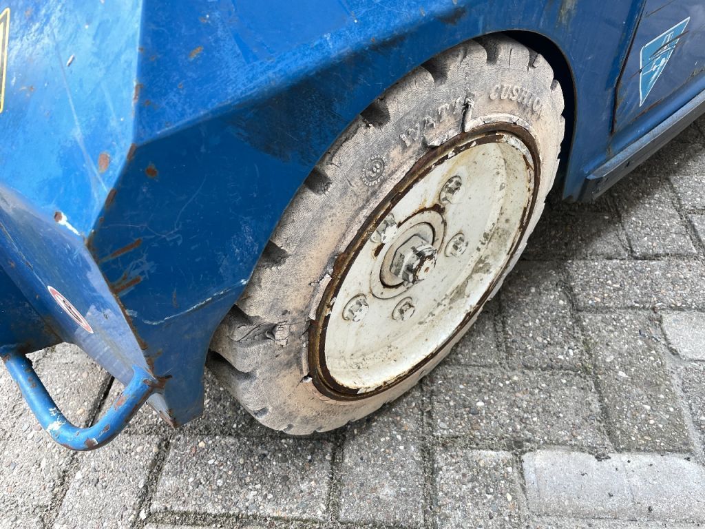 Liftlux PB Lift S171-12E hoogwerker Schaarhoogwerker