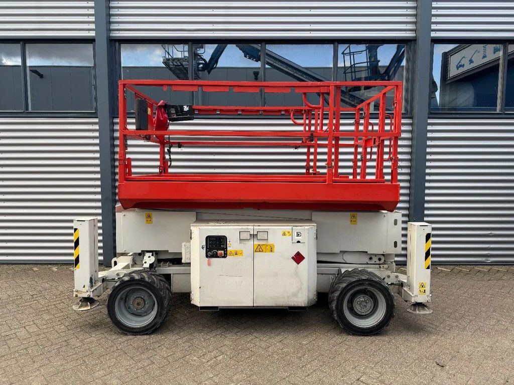 Genie GS3369RT Hoogwerker Schaarhoogwerker Ruwterrein