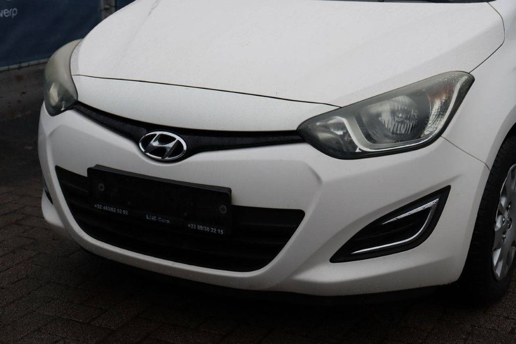 Pkw Hyundai i20 CRDi 75 PS Diesel 2013 (Marge)